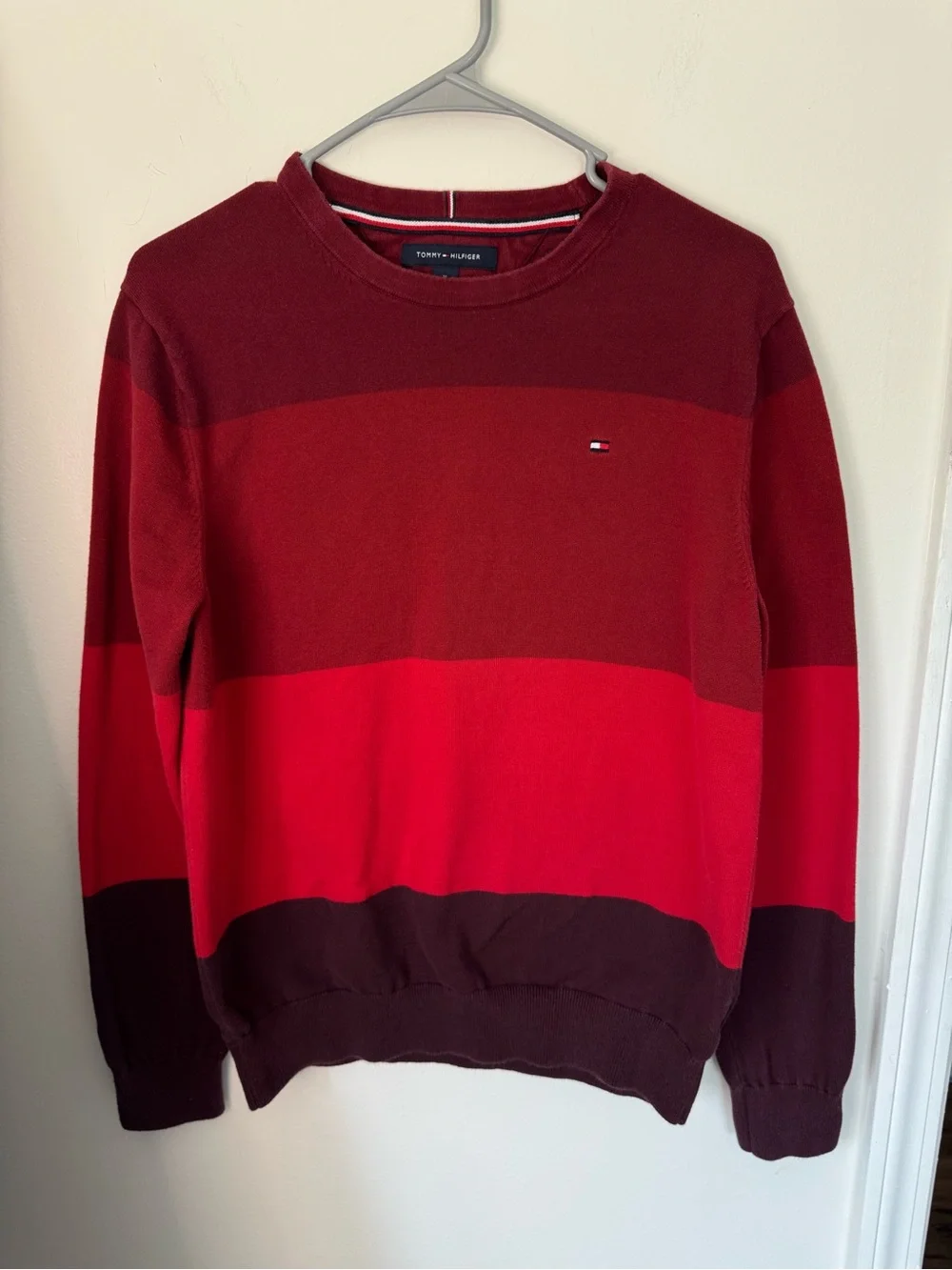 Tommy Hilfiger Mens Colorblock Stripe Crewneck Sweater Red Burgundy Medium